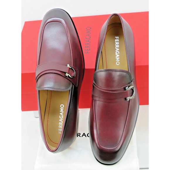 FERRAGAMO BURGUNDY LEATHER FLORIO GANCINI BIT LOGO LOAFERS 12 EE US 13 - Picture 1 of 10